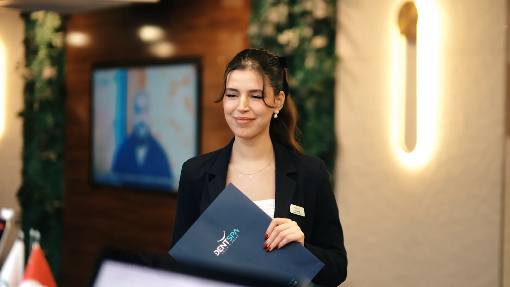 Guest Coordinator 